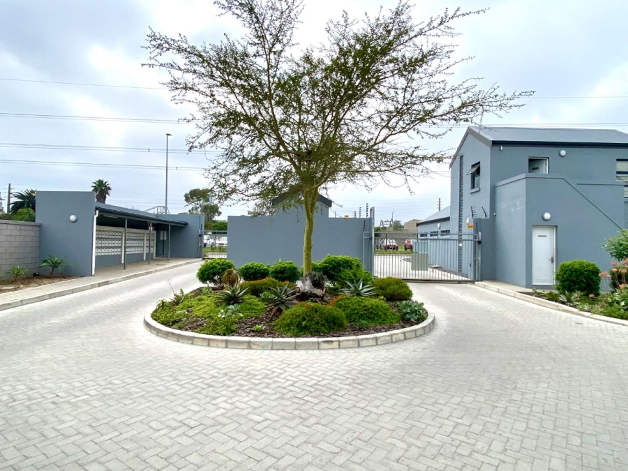 2 Bedroom Property for Sale in Aan de Wijnlanden Western Cape